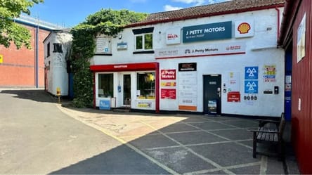 Independent garage J Petty Motors offering customers the choice of a car repair payment plan, car repair monthly payments, and flexible car service finance to pay later for car repairs.